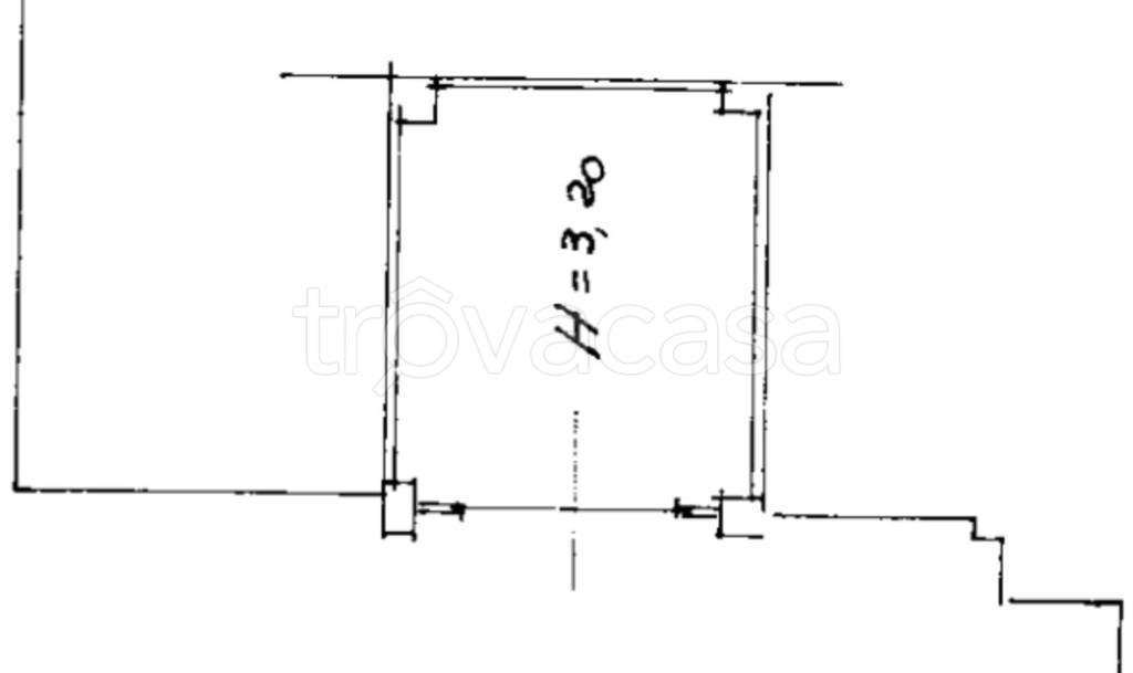 locale di sgombero in vendita a Pavia in zona Stazione
