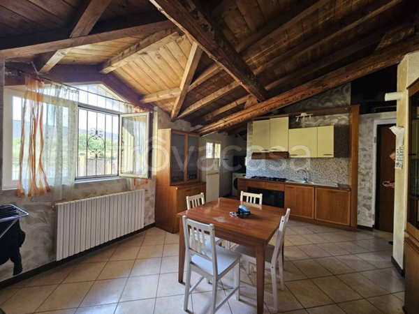 appartamento in vendita a Pavia in zona Policlinico