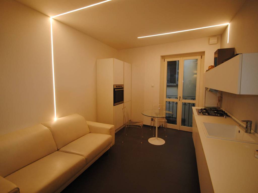 appartamento in vendita a Pavia in zona Centro Città