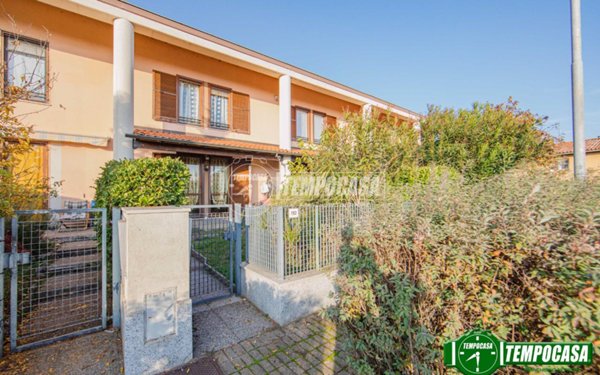 casa indipendente in vendita a Pavia in zona Centro Città