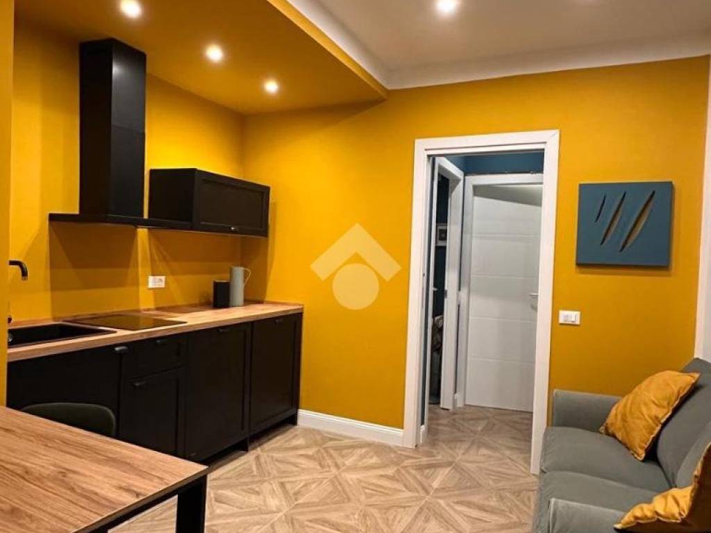 appartamento in vendita a Pavia in zona Centro Città