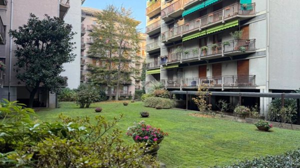 appartamento in vendita a Pavia in zona Stazione