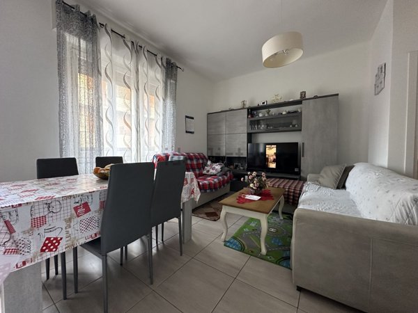 appartamento in vendita a Pavia in zona Città Giardino