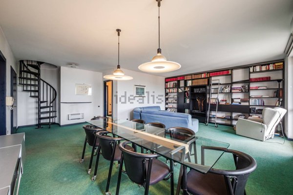 appartamento in vendita a Pavia in zona Centro Città