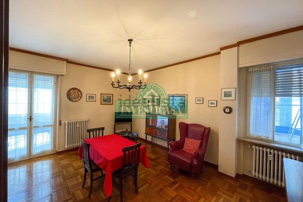 appartamento in vendita a Pavia in zona Stazione