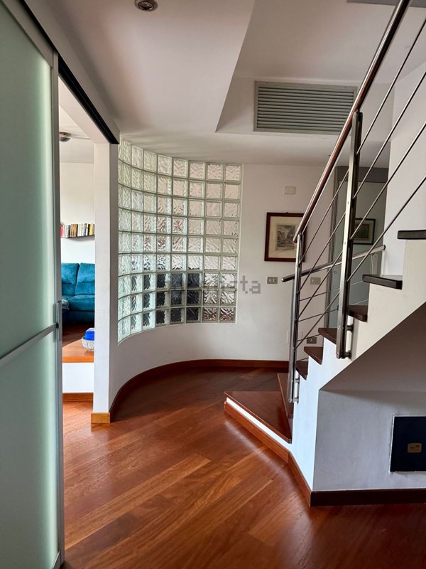 appartamento in vendita a Pavia in zona Centro Città