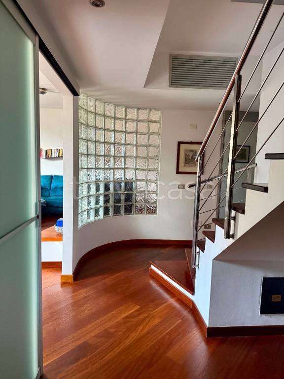 appartamento in vendita a Pavia in zona Centro Città