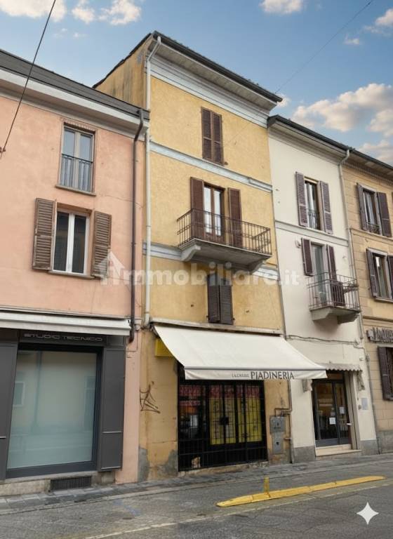 attico in vendita a Pavia in zona Centro Città