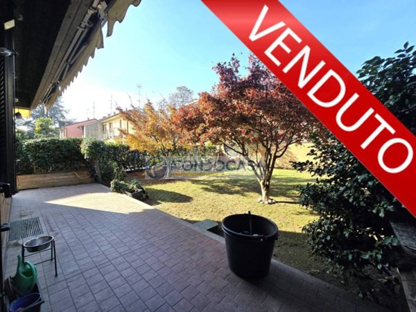 appartamento in vendita a Pavia in zona Borgo Ticino