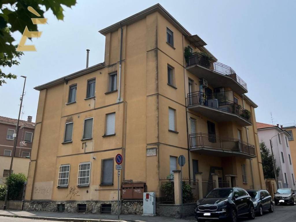 appartamento in vendita a Pavia in zona Città Giardino