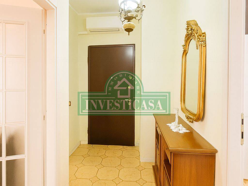 appartamento in vendita a Pavia in zona Città Giardino