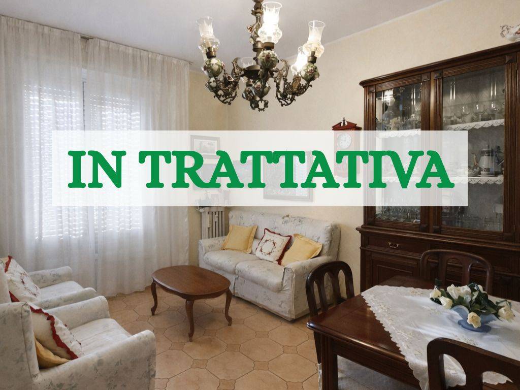 appartamento in vendita a Pavia in zona Pompieri