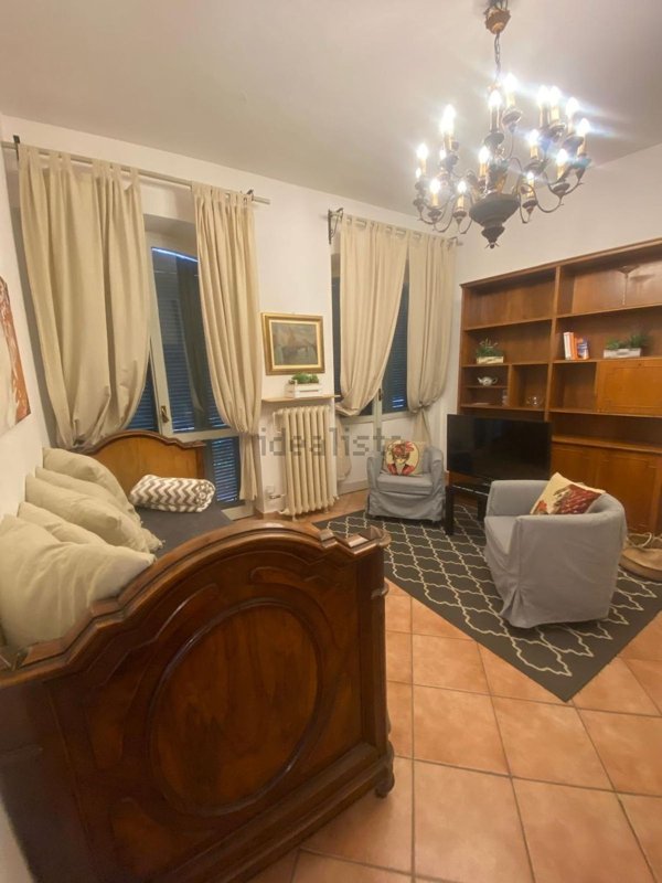 appartamento in vendita a Pavia in zona Centro Città