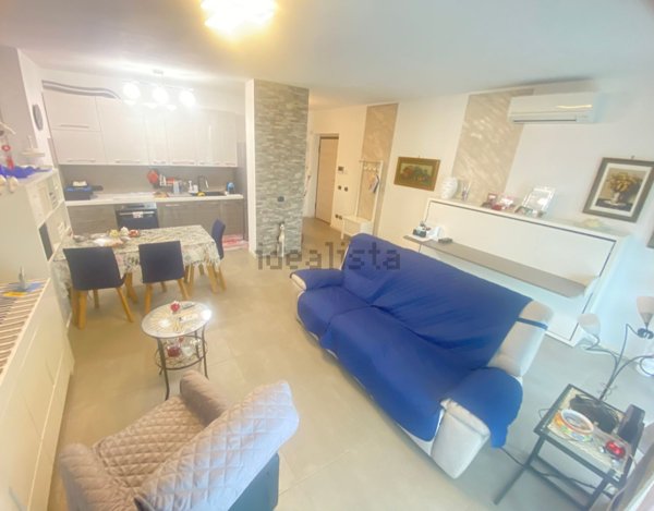 appartamento in vendita a Pavia in zona Policlinico