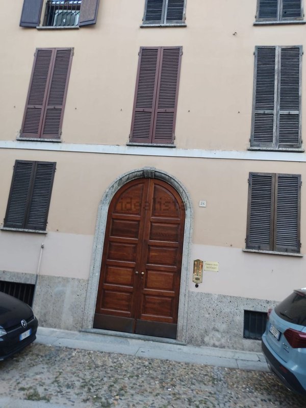 appartamento in vendita a Pavia in zona Centro Città