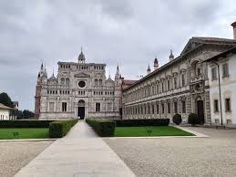 appartamento in vendita a Pavia in zona Centro Città