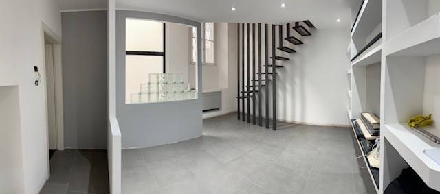 appartamento in vendita a Pavia in zona Centro Città