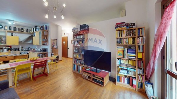 appartamento in vendita a Pavia in zona Chiozzo