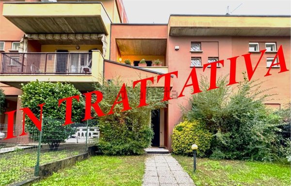 casa indipendente in vendita a Pavia in zona Centro Città