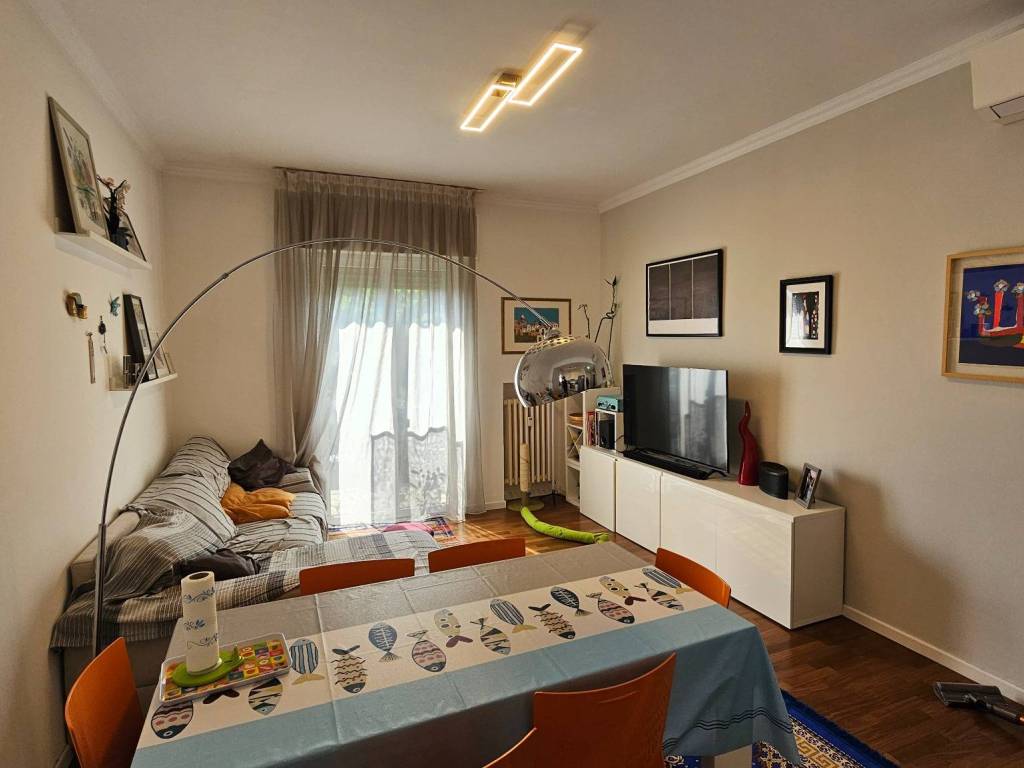 appartamento in vendita a Pavia in zona Policlinico