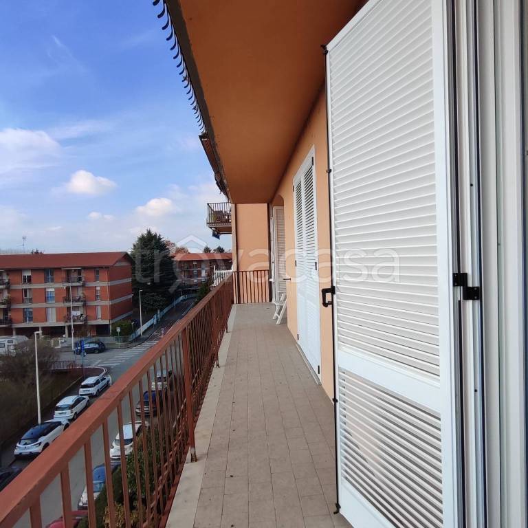 appartamento in vendita a Pavia in zona Policlinico