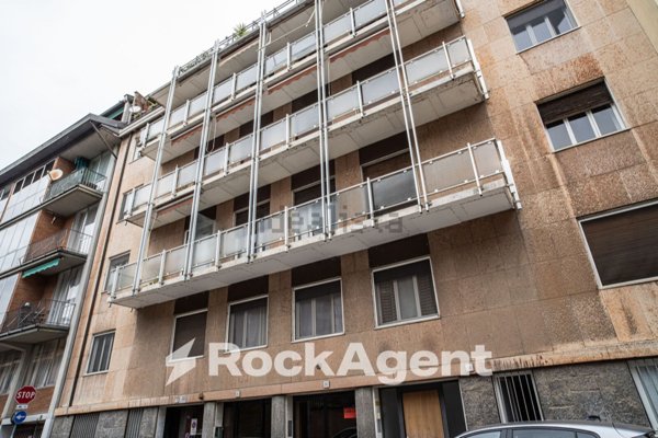 appartamento in vendita a Pavia in zona Centro Città