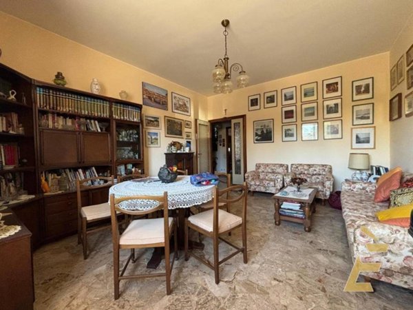 appartamento in vendita a Pavia in zona Città Giardino