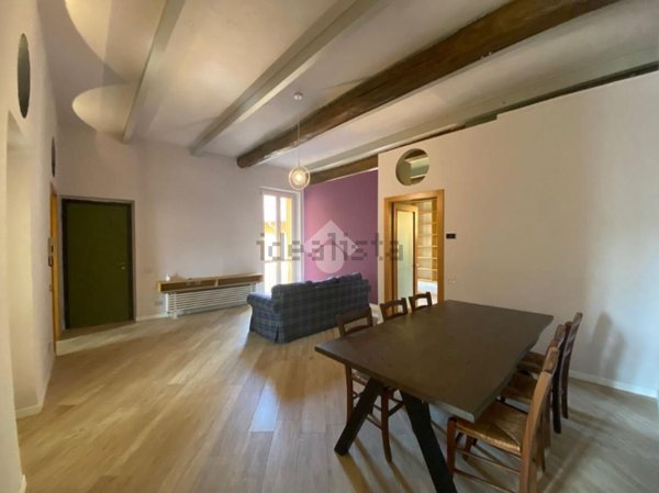 appartamento in vendita a Pavia in zona Centro Città