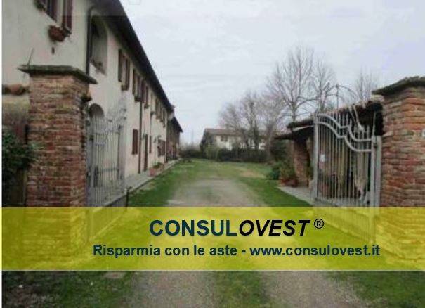 appartamento in vendita a Pavia in zona Città Giardino