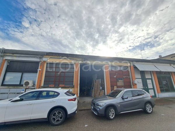 appartamento in vendita a Pavia in zona Campo Coni