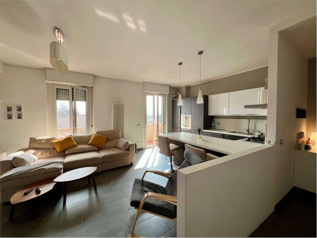 appartamento in vendita a Pavia in zona Ca' Della Terra