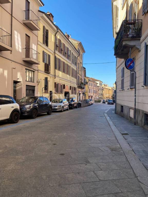 appartamento in vendita a Pavia in zona Centro Città