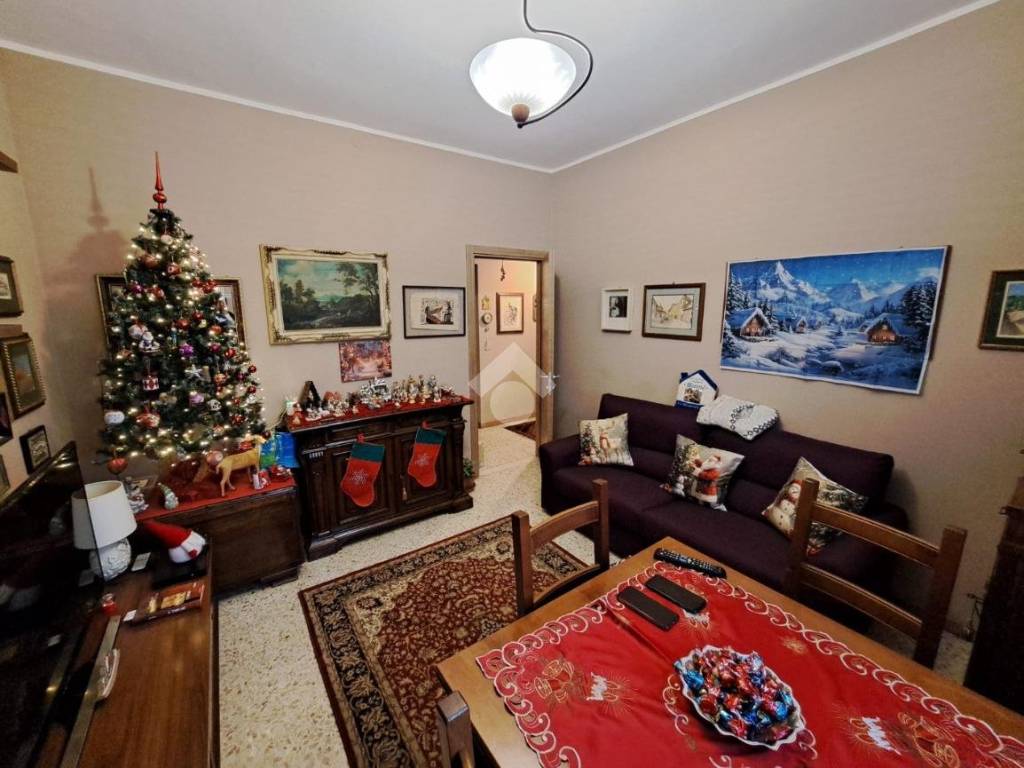 appartamento in vendita a Pavia in zona San Pietro