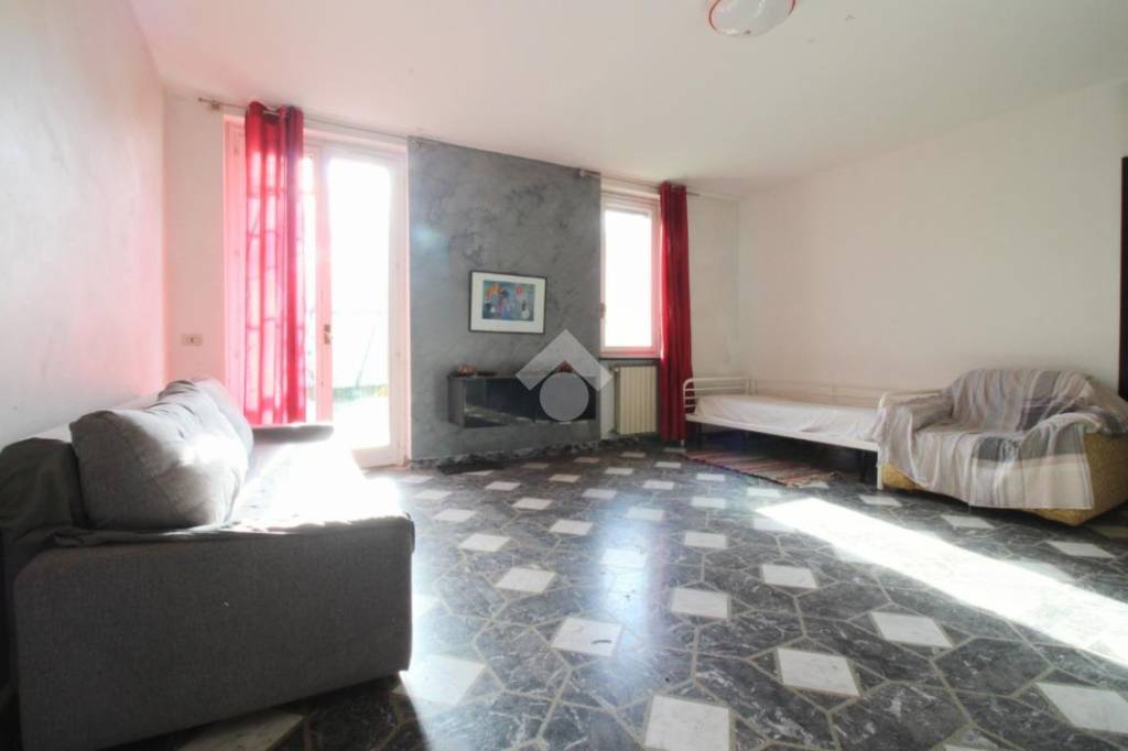 appartamento in vendita a Pavia in zona Campo Coni