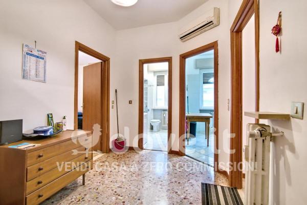 appartamento in vendita a Pavia in zona Centro Città