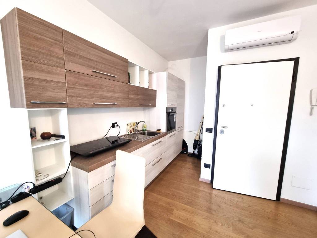 appartamento in vendita a Pavia in zona Centro Città