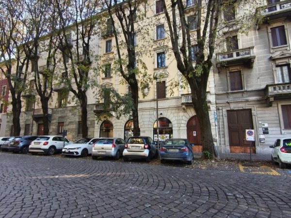 appartamento in vendita a Pavia in zona Stazione