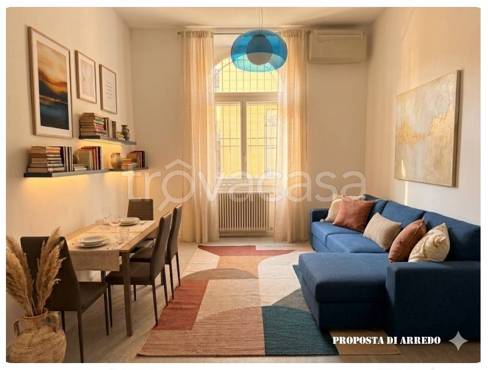 appartamento in vendita a Pavia in zona Centro Città