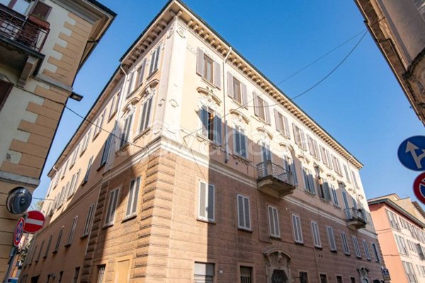 appartamento in vendita a Pavia in zona Centro Città