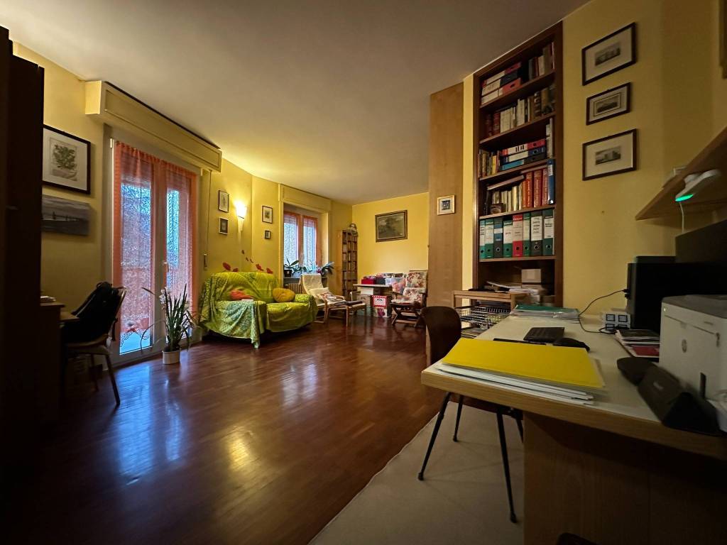 appartamento in vendita a Pavia in zona Mirabello