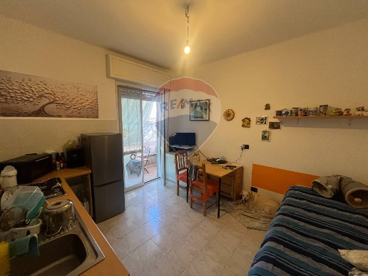 appartamento in vendita a Pavia in zona Pompieri