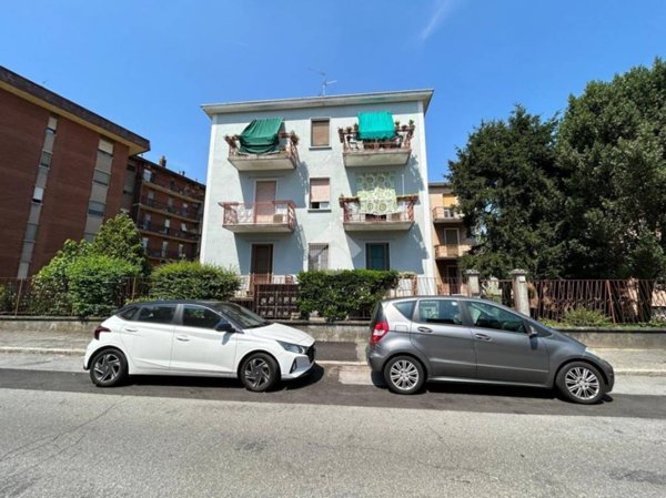appartamento in vendita a Pavia in zona Città Giardino