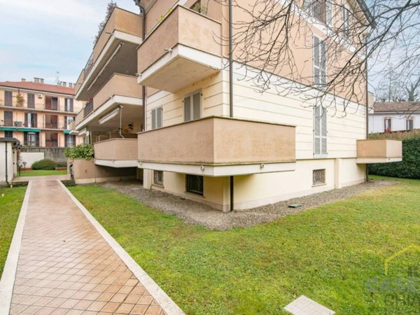 appartamento in vendita a Pavia in zona Centro Città