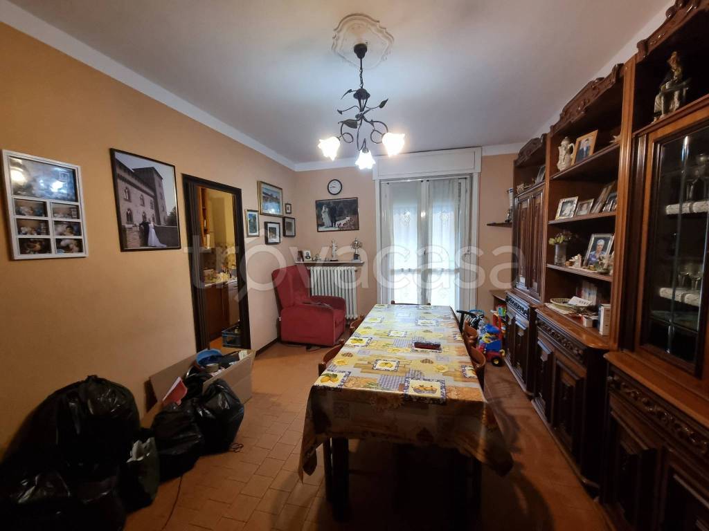 appartamento in vendita a Pavia in zona Policlinico