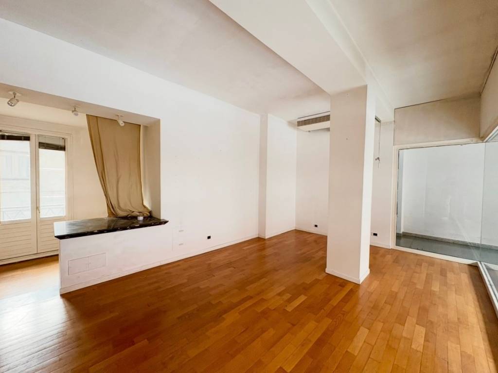 appartamento in vendita a Pavia in zona Centro Città