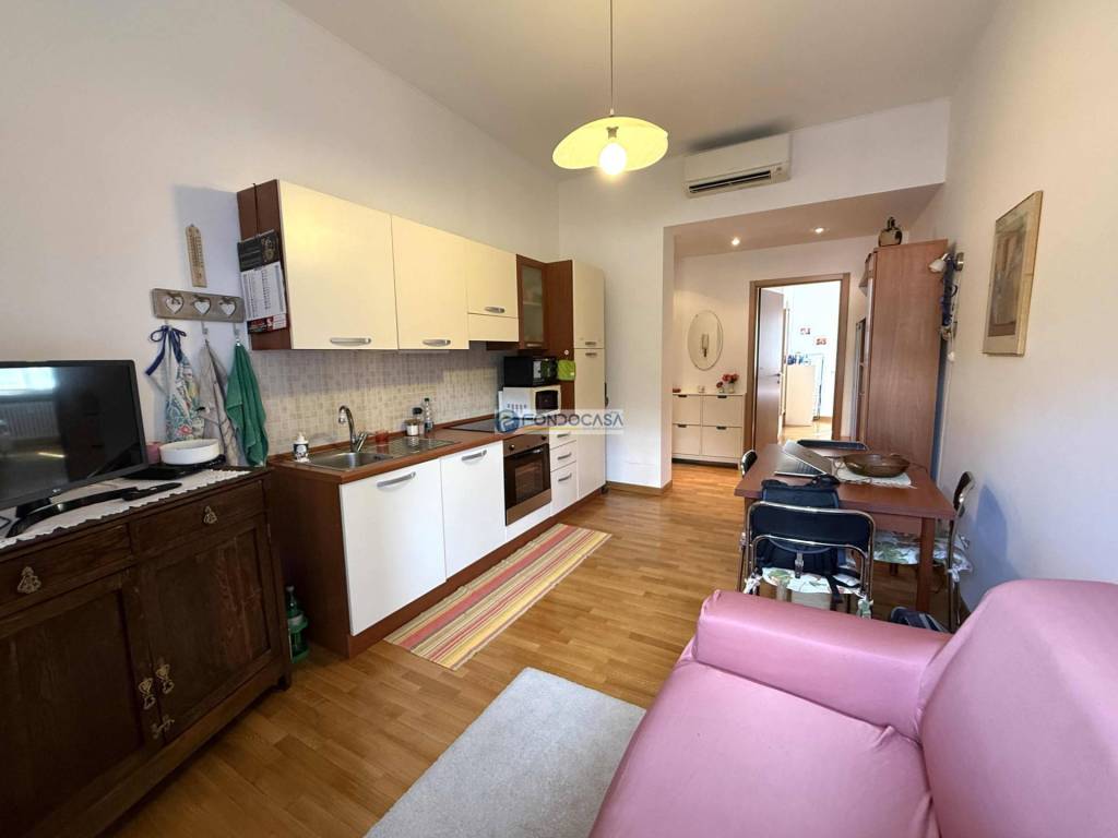 appartamento in vendita a Pavia in zona Viale Della Libertà