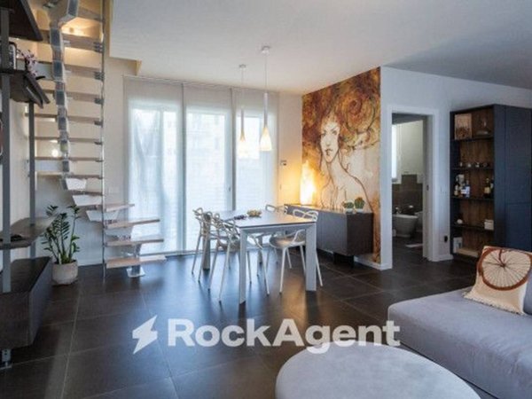 appartamento in vendita a Pavia in zona Centro Città