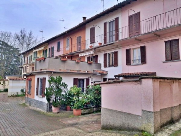 casa indipendente in vendita a Pavia