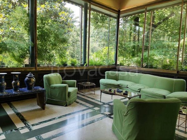 casa indipendente in vendita a Pavia in zona Centro Città