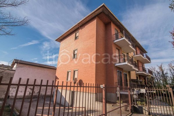 appartamento in vendita a Pavia in zona Città Giardino